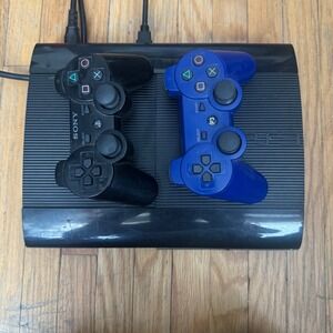 Sony PlayStation 3 PS3 Super Slim 250GB Console Black CECH-4001B 2 Controllers